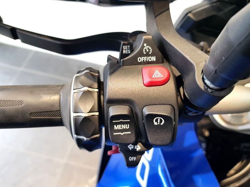 More views of BMW F 900 XR