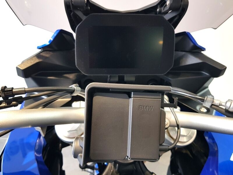 More views of BMW F 900 XR