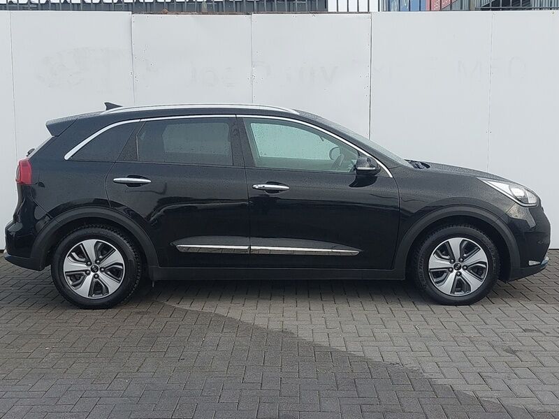 More views of Kia Niro
