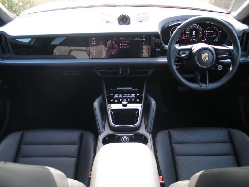 More views of Porsche Cayenne