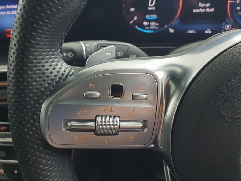 More views of Mercedes-Benz EQC