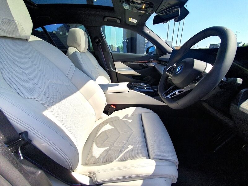 More views of BMW 5-Series