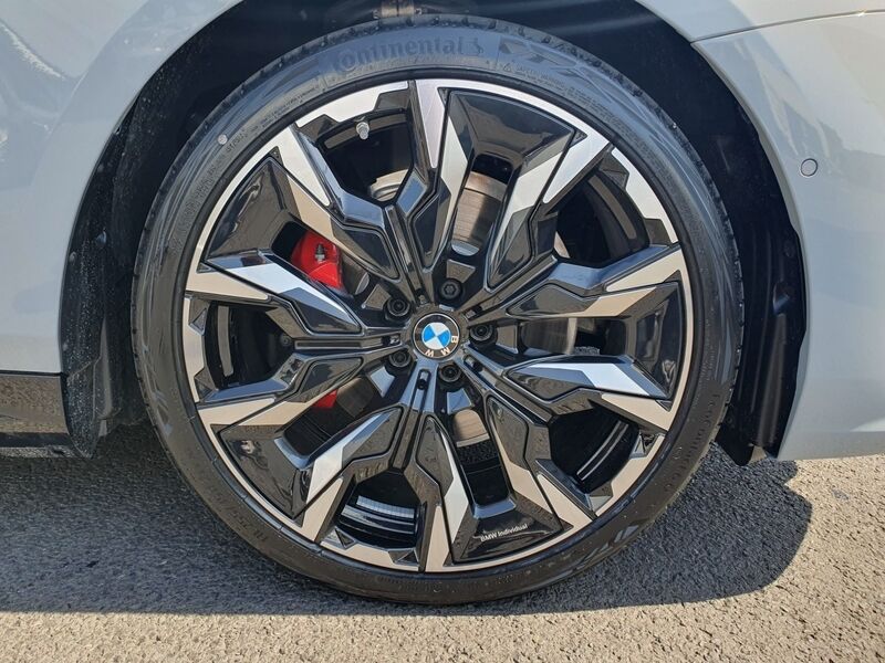 More views of BMW 5-Series