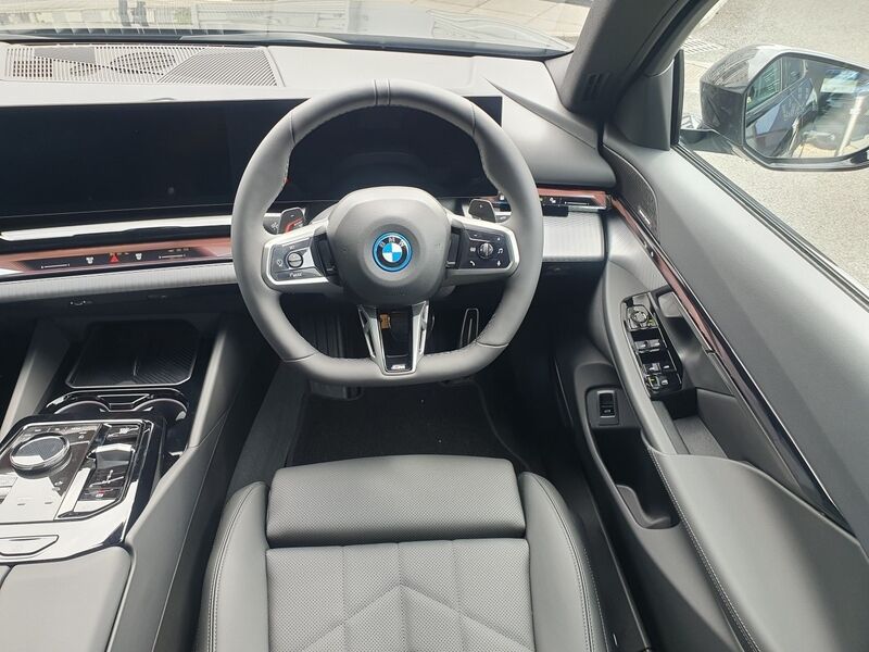 More views of BMW 5-Series