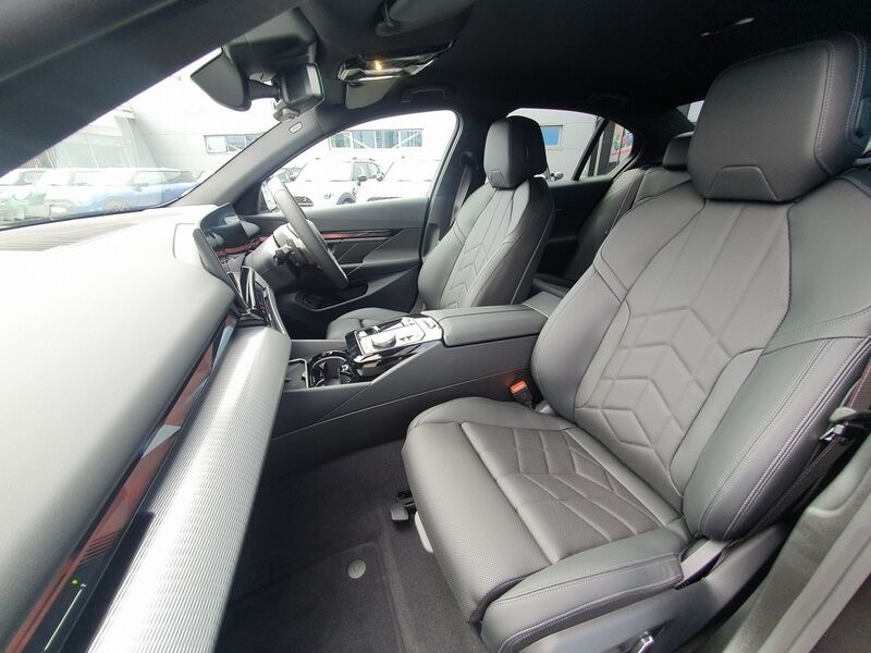 More views of BMW 5-Series