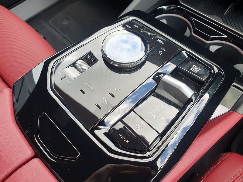 More views of BMW 5-Series