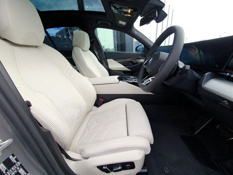 More views of BMW 5-Series