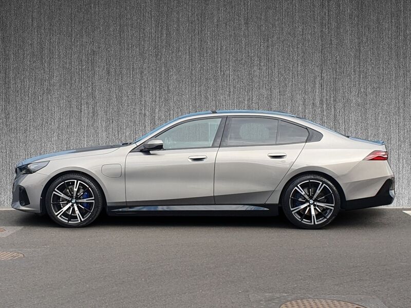 More views of BMW 5-Series