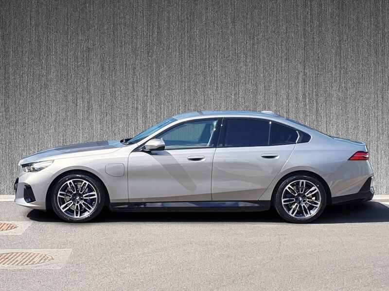 More views of BMW 5-Series