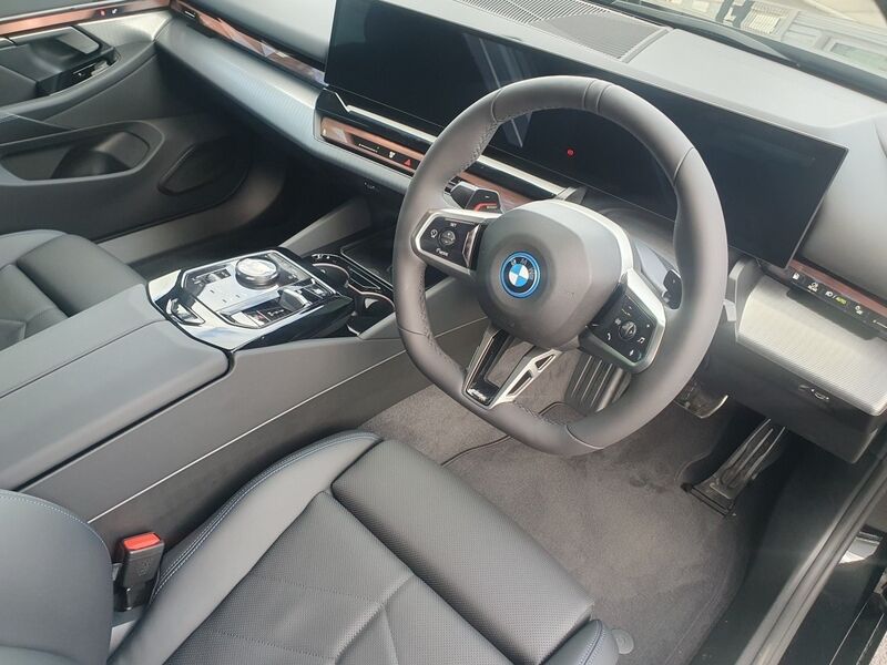 More views of BMW 5-Series
