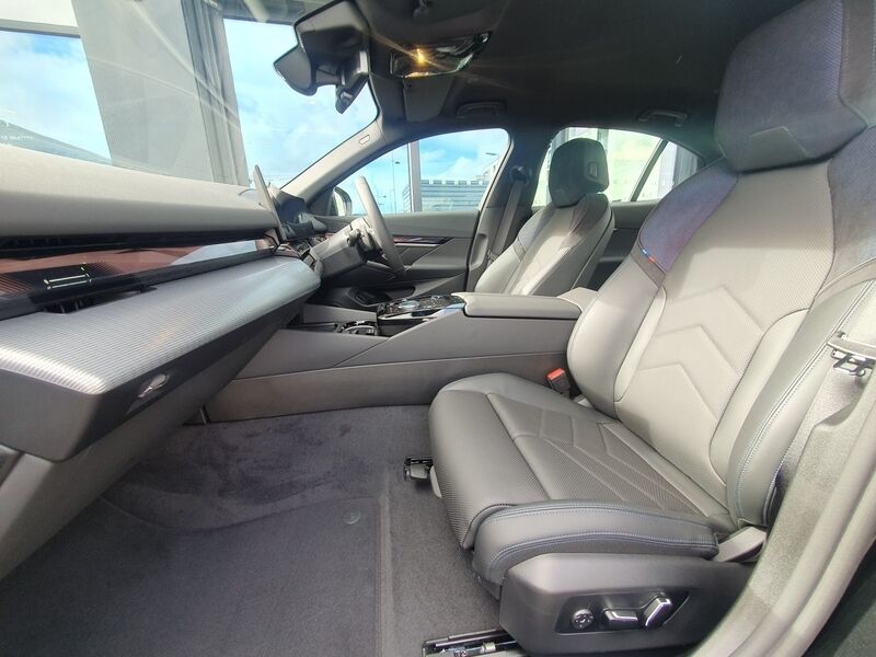 More views of BMW 5-Series