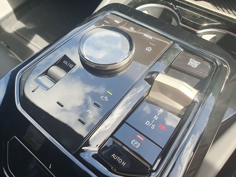 More views of BMW 5-Series