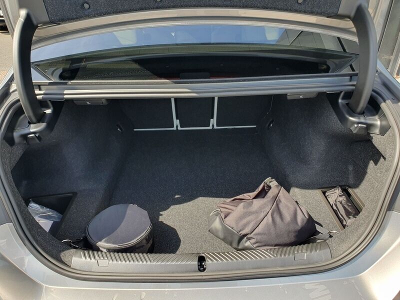 More views of BMW 5-Series