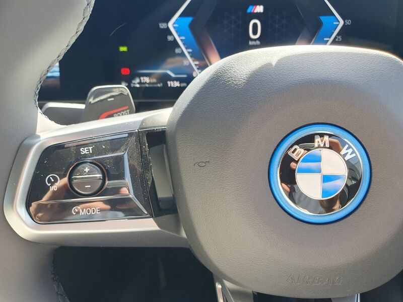 More views of BMW 5-Series