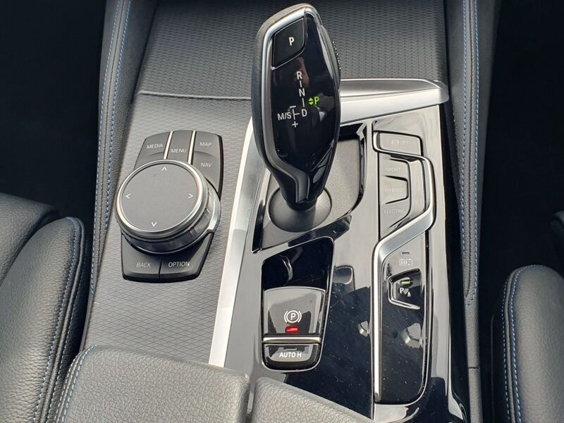 More views of BMW 5-Series