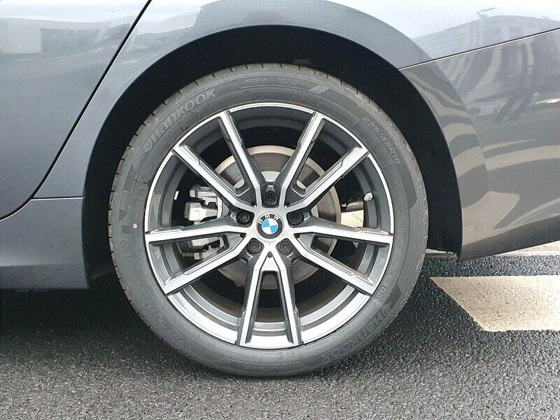 More views of BMW 3-Series