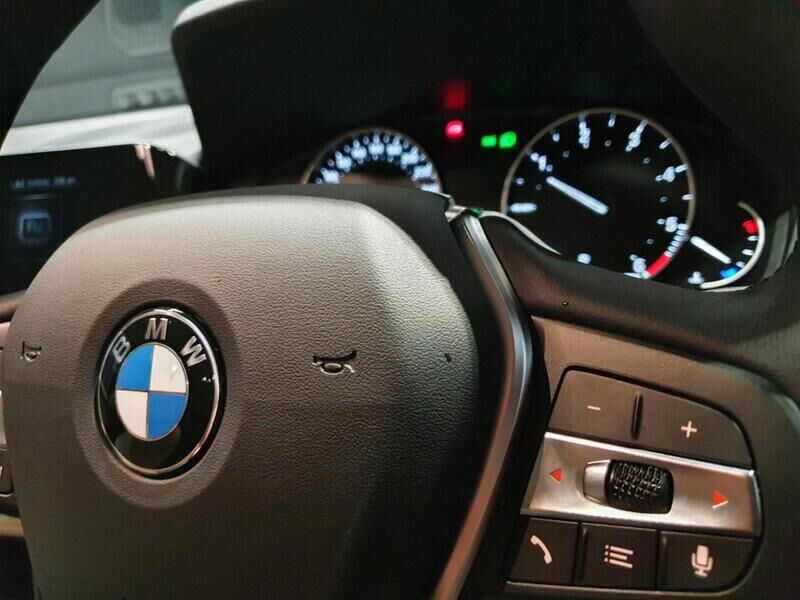 More views of BMW 3-Series