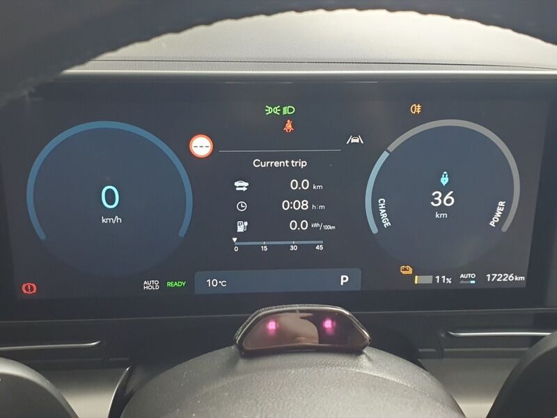 More views of Hyundai KONA