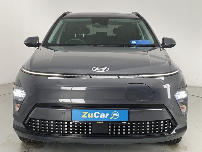 More views of Hyundai KONA