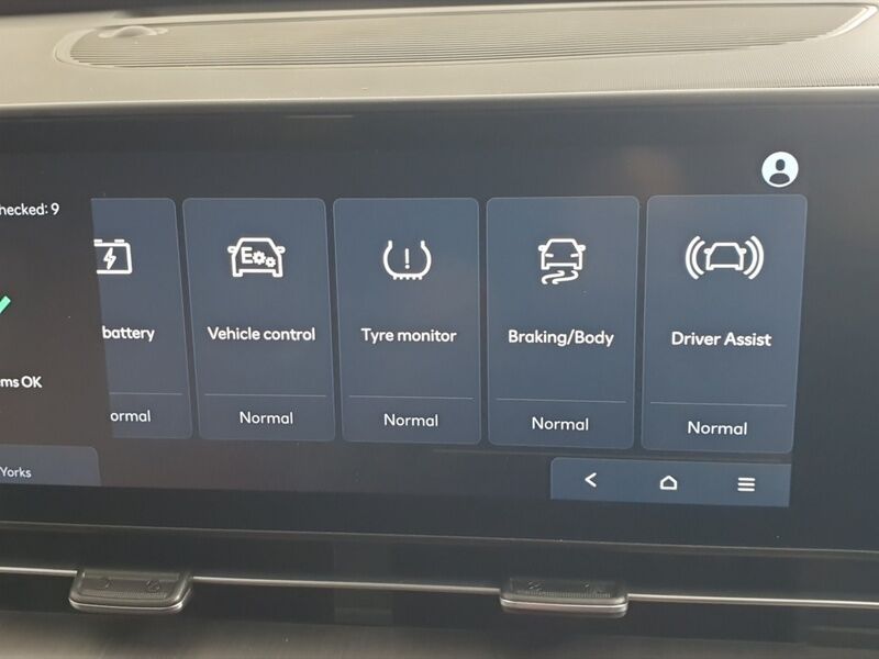 More views of Hyundai KONA