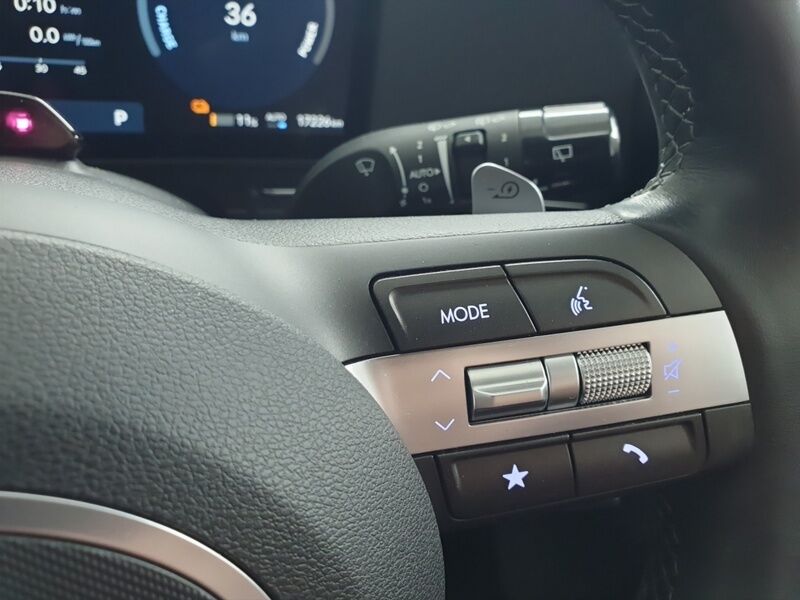 More views of Hyundai KONA