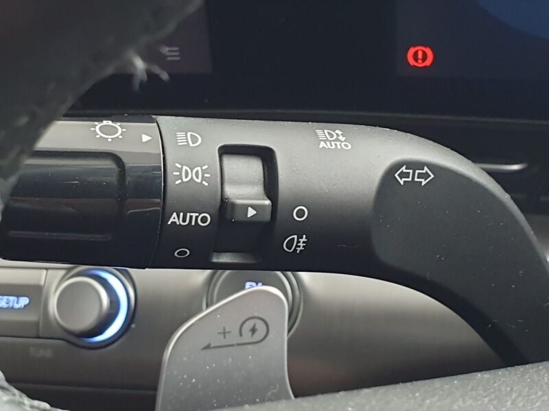 More views of Hyundai KONA