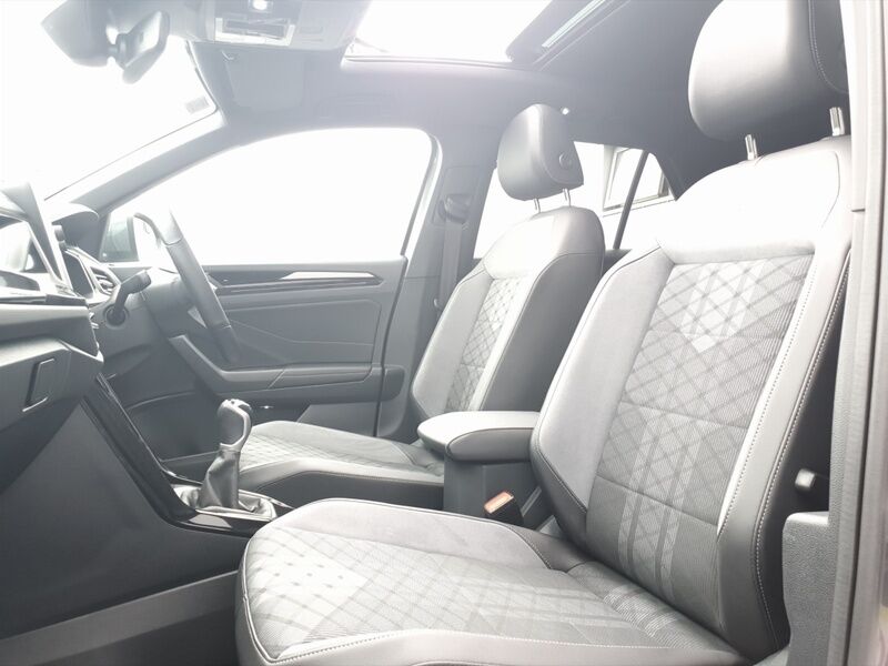More views of Volkswagen T-Roc