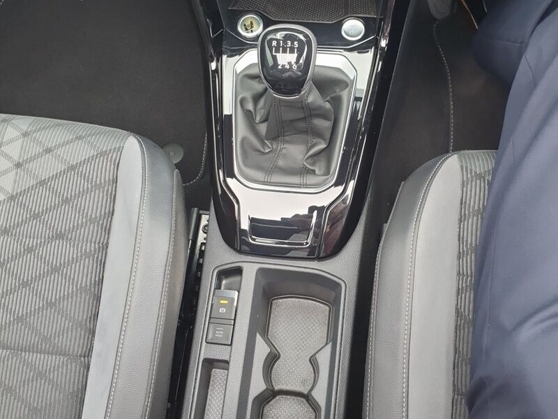 More views of Volkswagen T-Roc