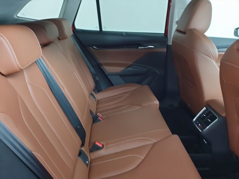 More views of Skoda Enyaq