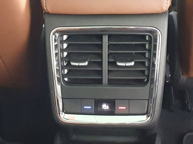 More views of Skoda Enyaq