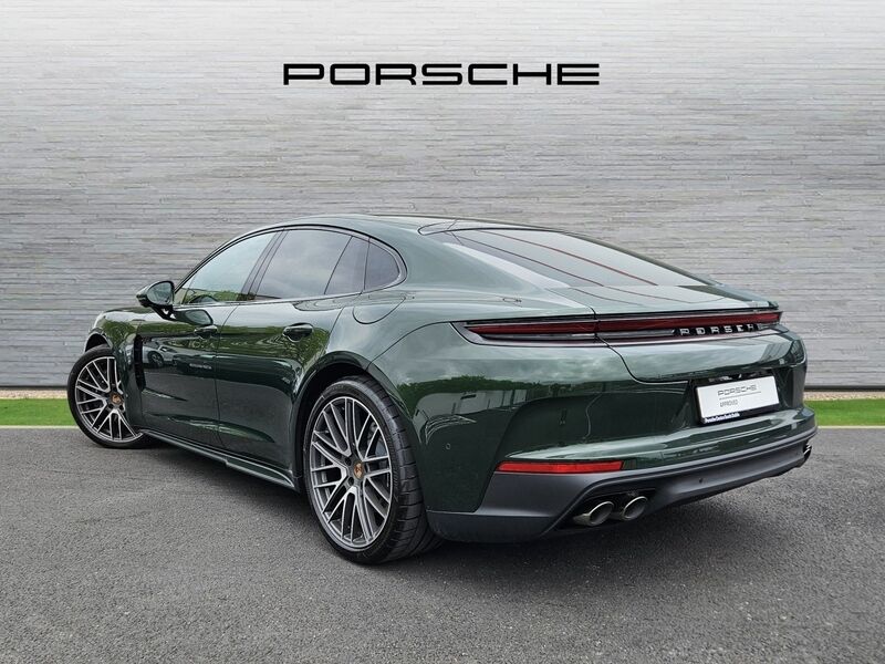 More views of Porsche Panamera