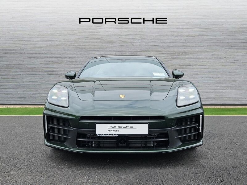 More views of Porsche Panamera