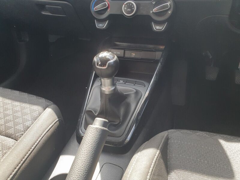 More views of Kia Rio