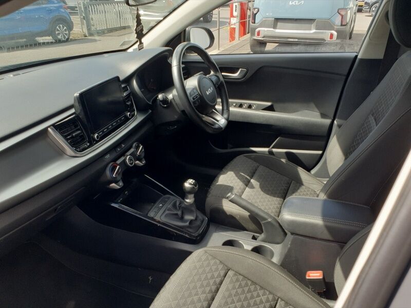 More views of Kia Rio