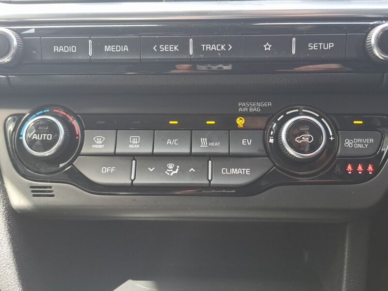 More views of Kia e-Niro