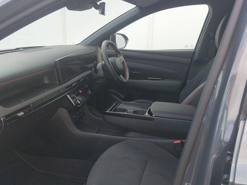 More views of Hyundai Tucson