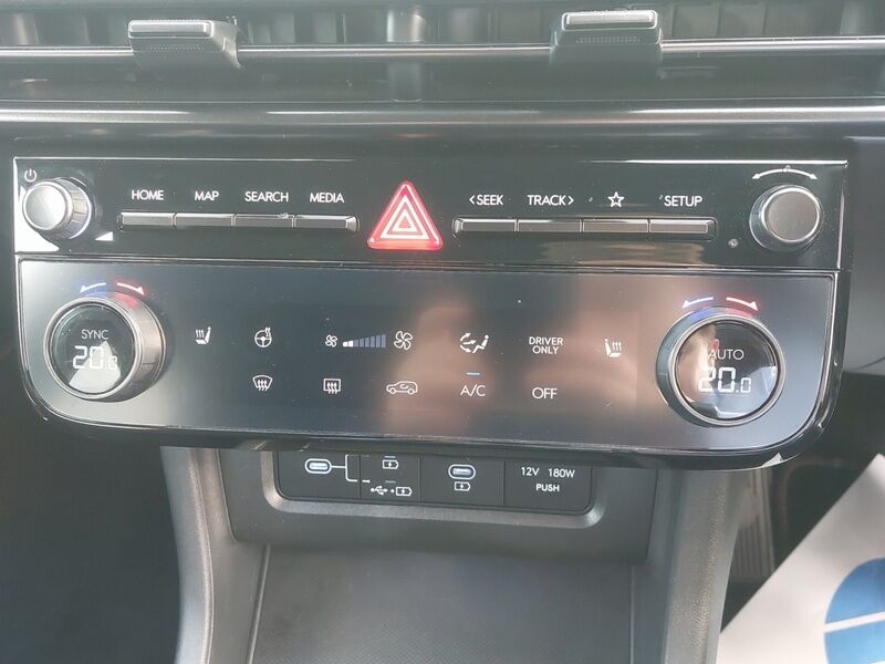 More views of Hyundai Tucson