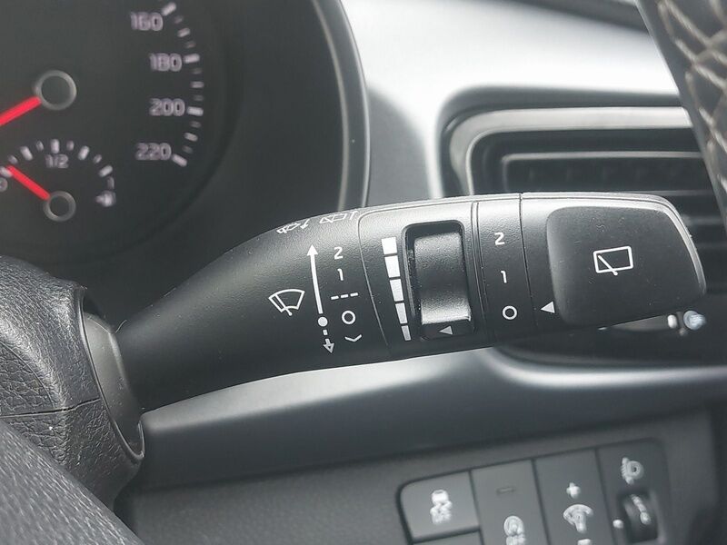 More views of Kia Rio