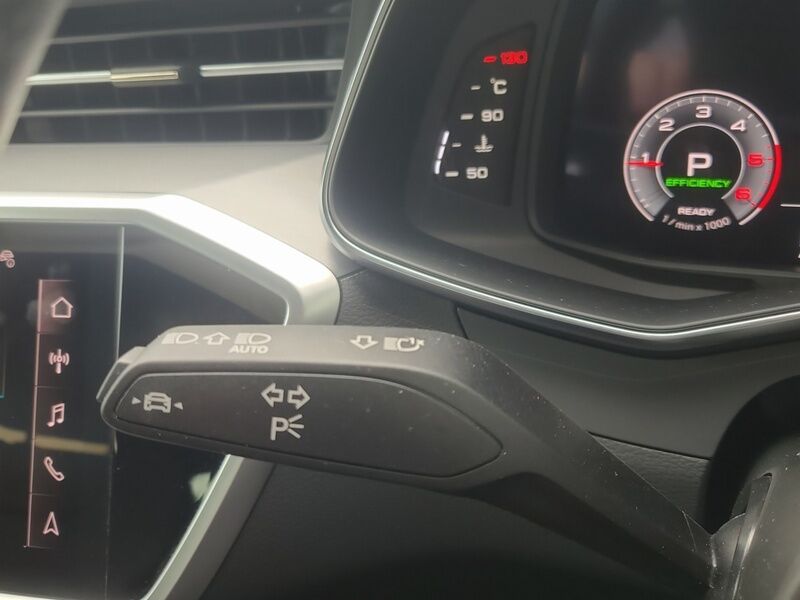 More views of Audi A6