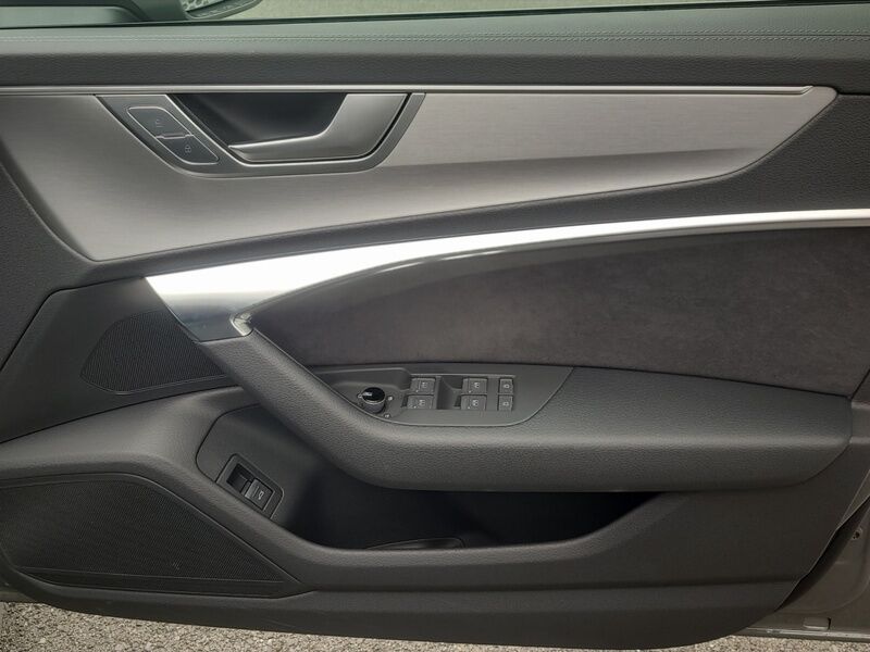 More views of Audi A6