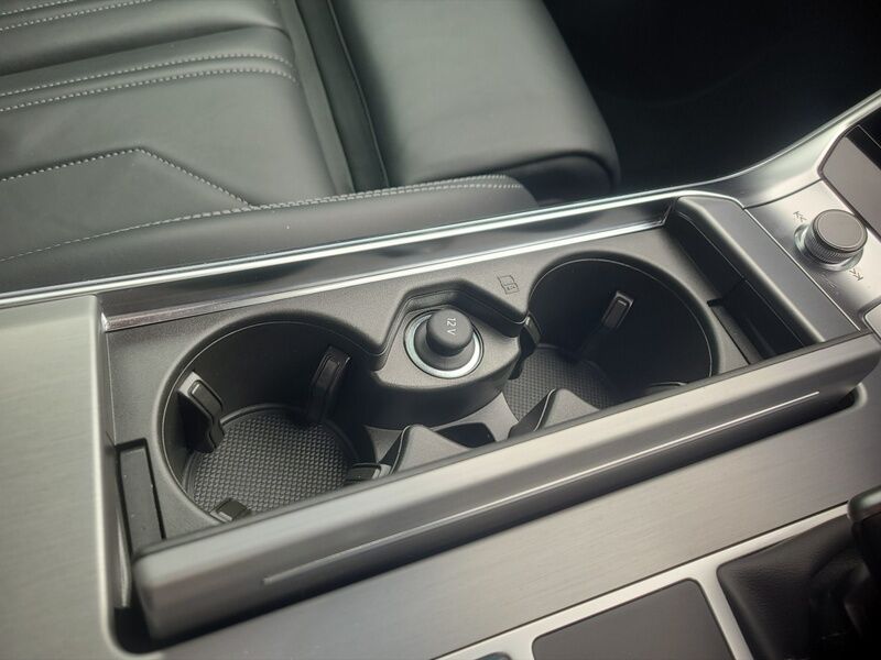 More views of Audi A6