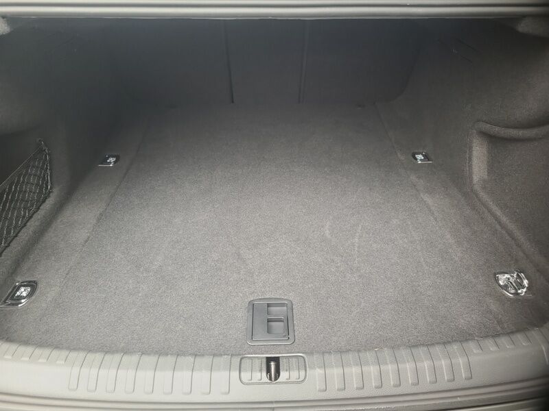 More views of Audi A6