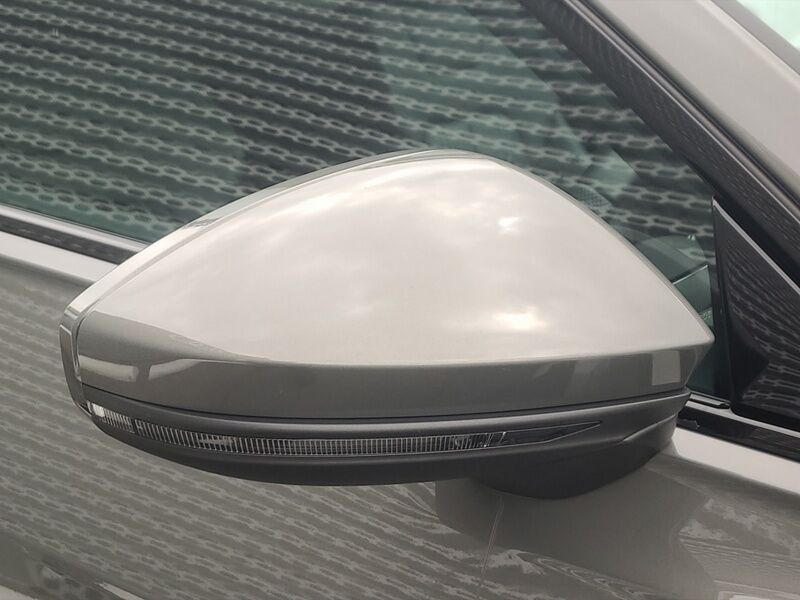 More views of Audi A6