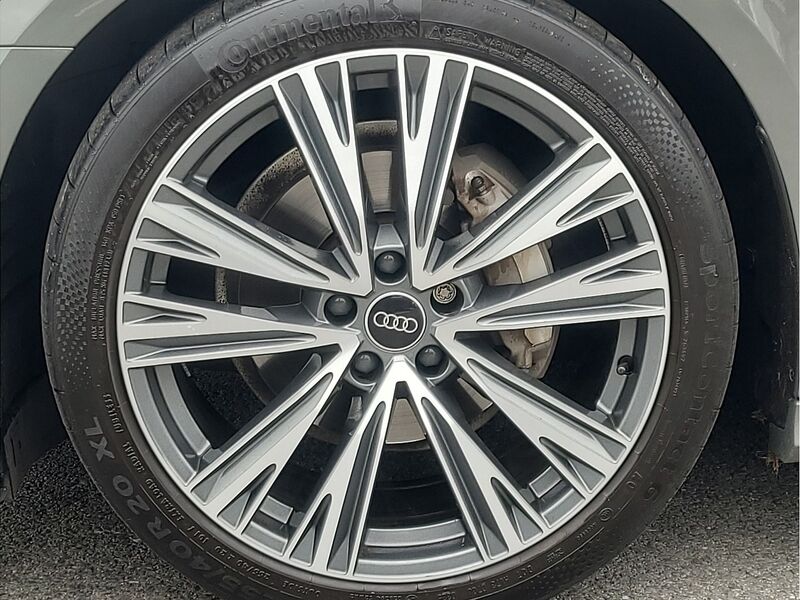 More views of Audi A6