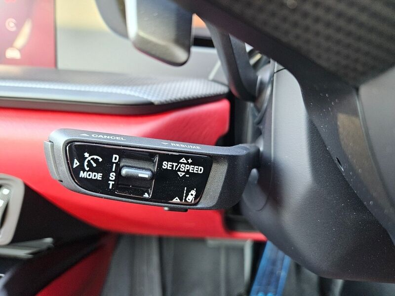 More views of Porsche 911