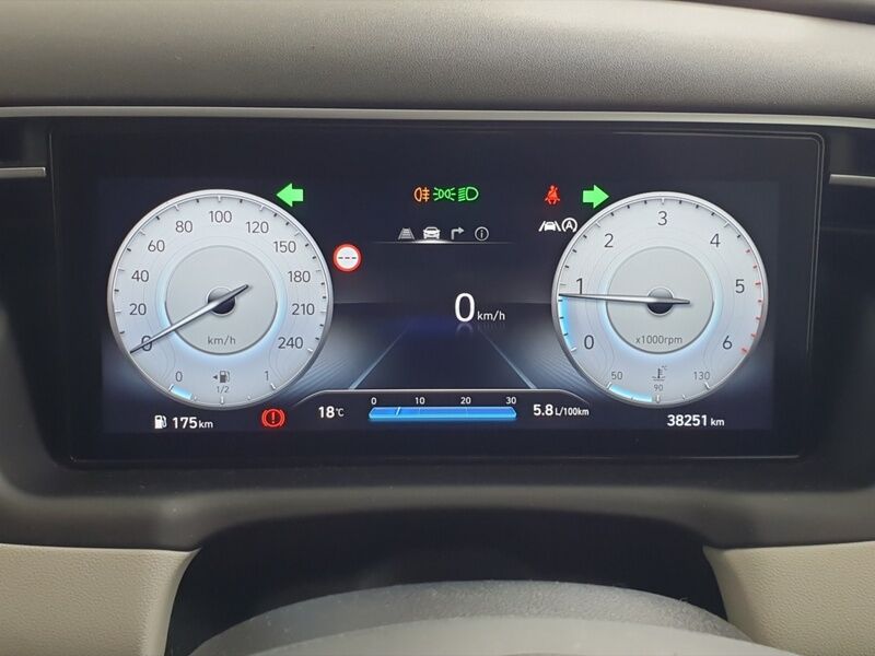 More views of Hyundai Tucson