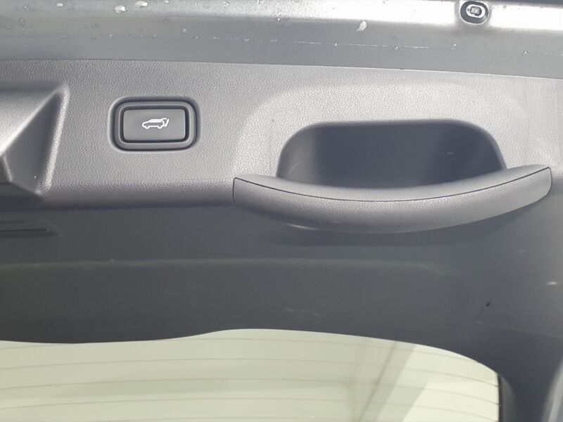 More views of Hyundai Tucson