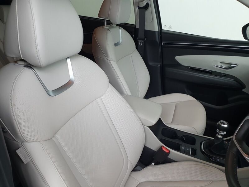 More views of Hyundai Tucson
