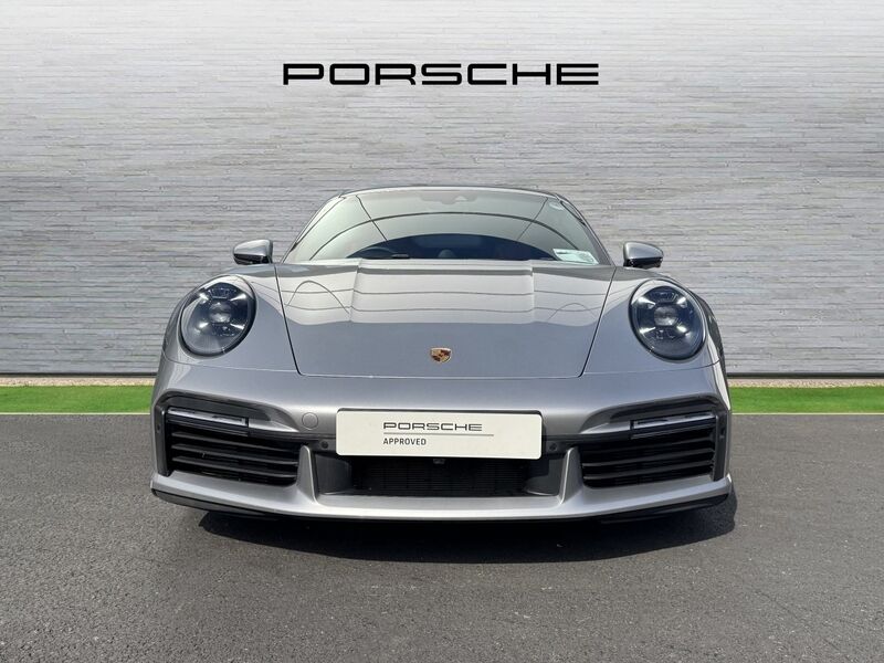 More views of Porsche 911