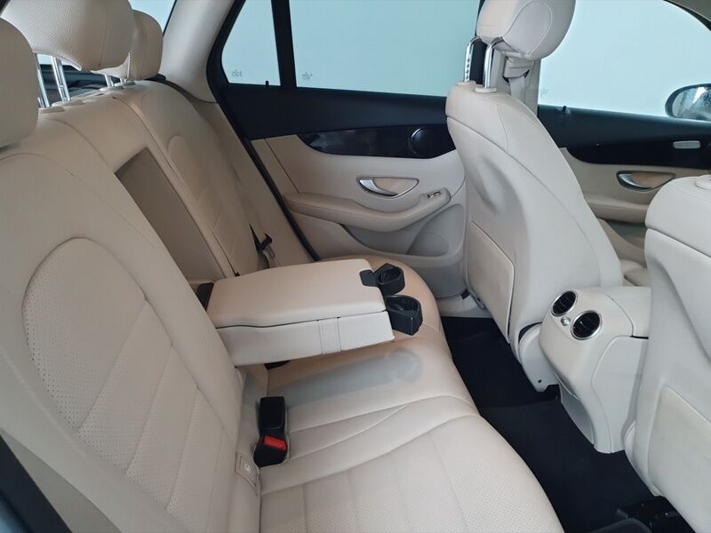 More views of Mercedes-Benz GLC